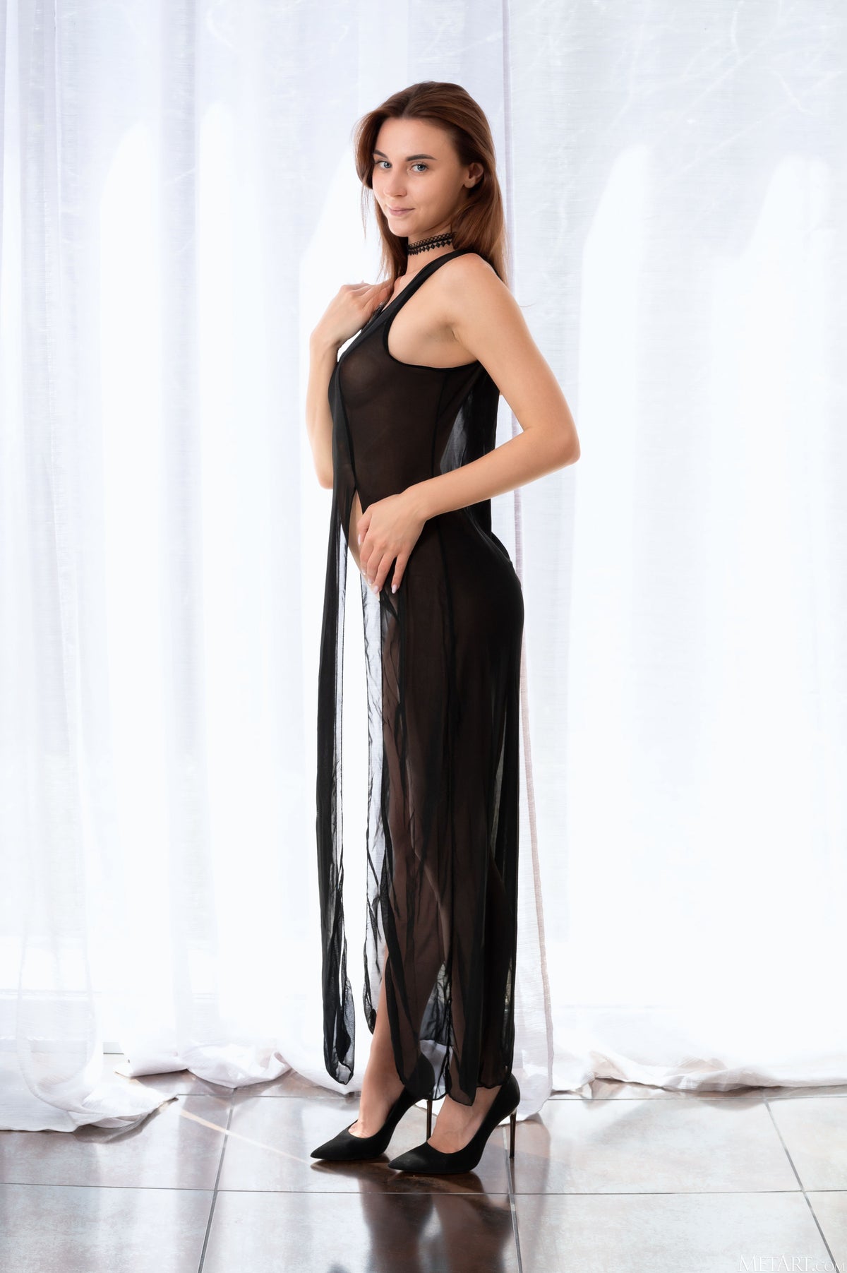 Liana Luck, photo code 725001945 — physical 8×10 print